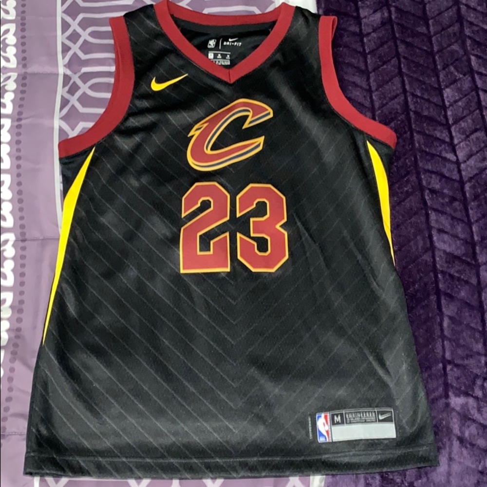 LeBron James Cavaliers Jersey